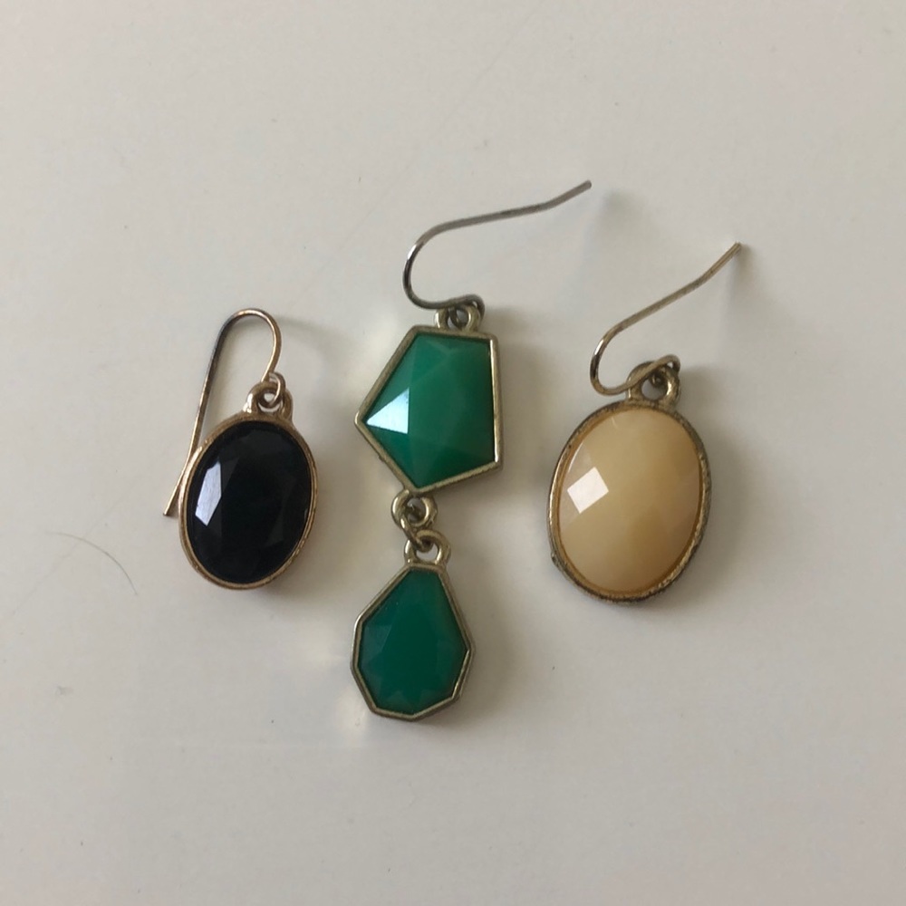 FREE Single Earrings (3)